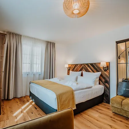 Hotel Waldgut Naturresort *